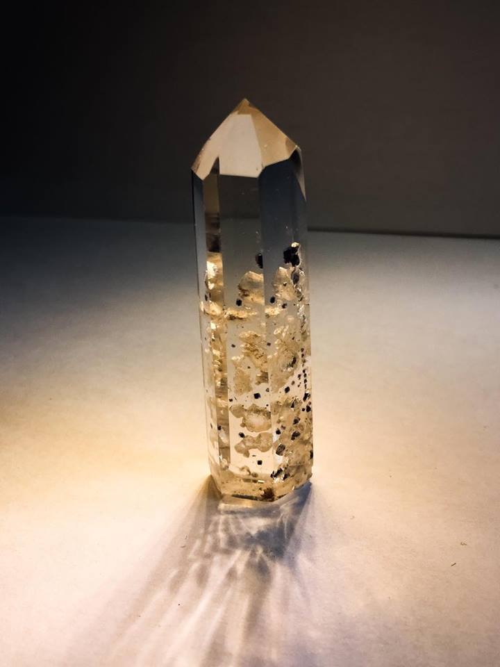 Clear quartz with 13 deep blue flourite inclusions & some white & cavities